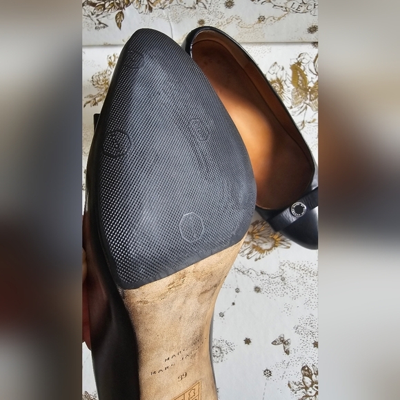 Marc Jacobs Black Pumps Heels Bowl Logo Size 38.5 - Picture 4 of 15